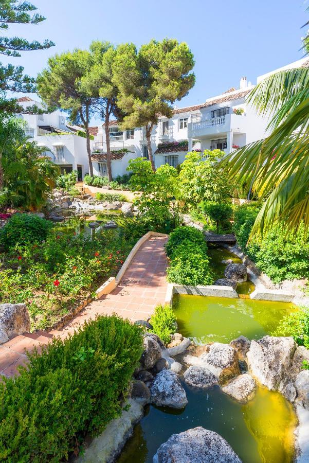 Elviria Playa White Pearl * Marbella