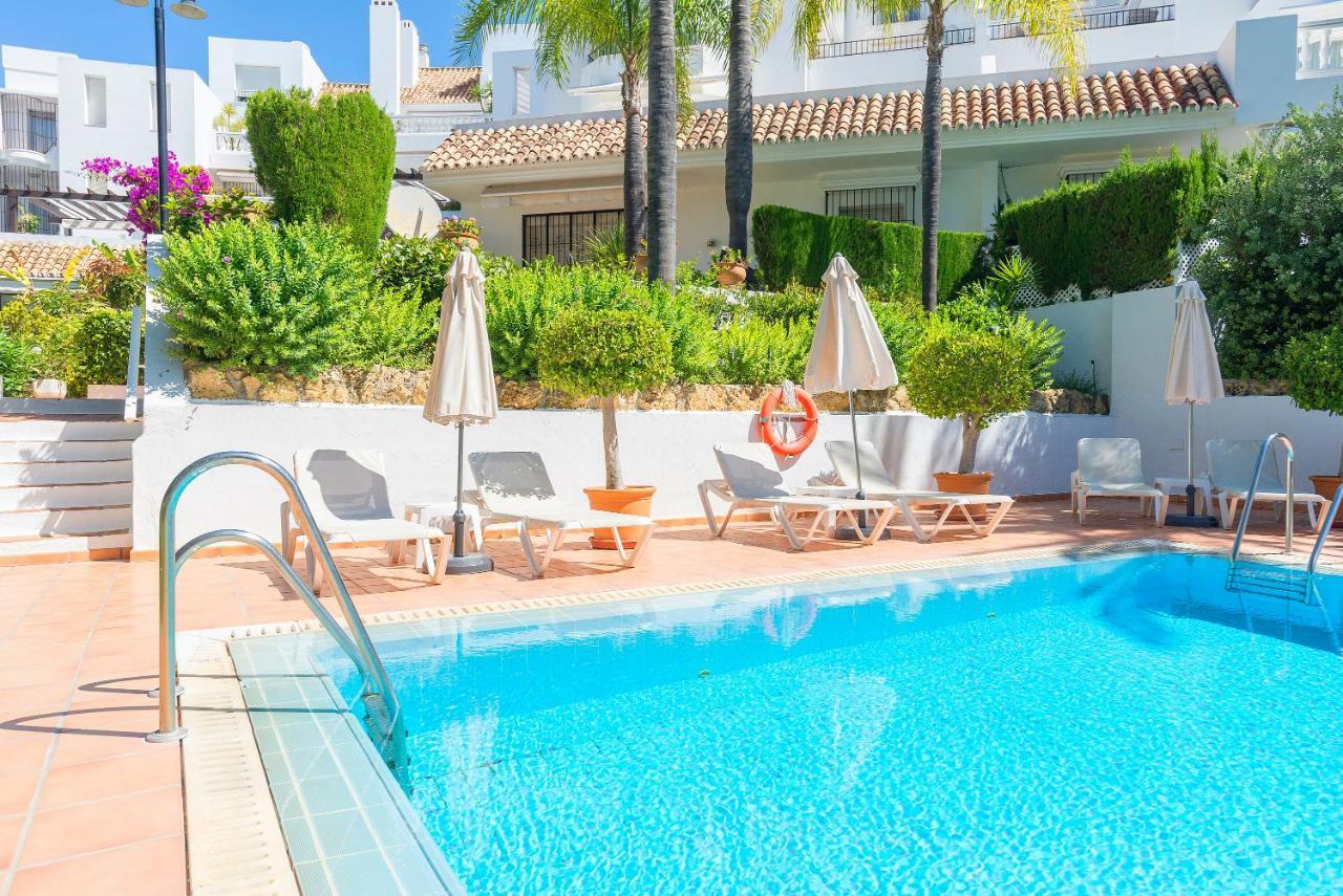 Elviria Playa White Pearl *